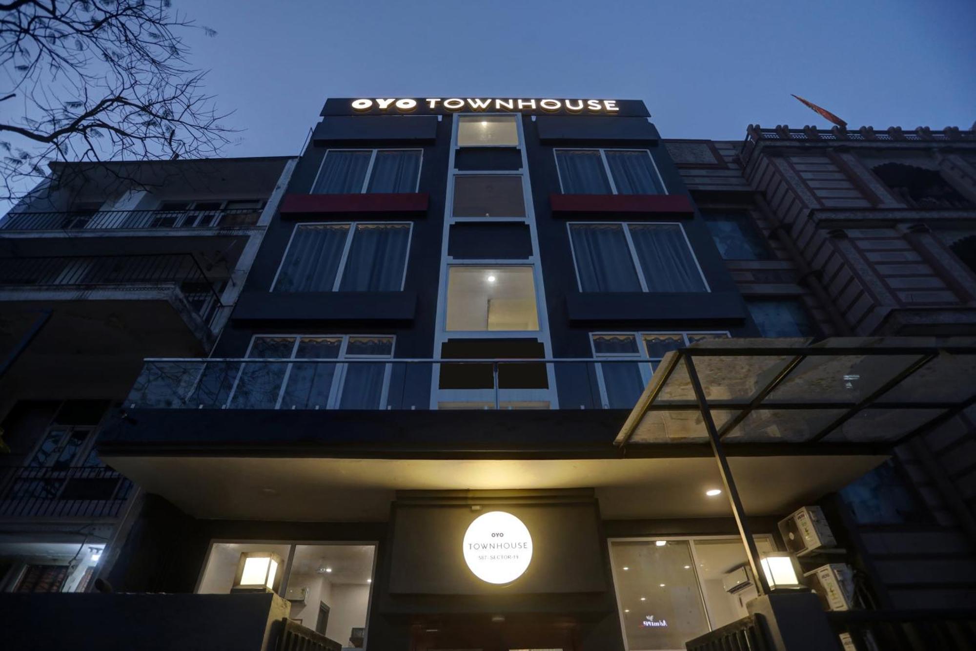מלון Kālkāji Devi Oyo Townhouse 587 Sector 19 מראה חיצוני תמונה